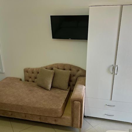 Seaside Rooms & Apartments Saranda Dış mekan fotoğraf